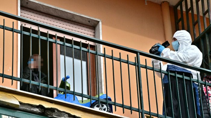 caivano trasferiti in casa famiglia i fratelli della bimba caduta dal balcone