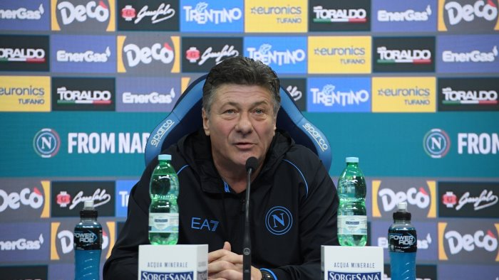 mazzarri faccio appello ai tifosi aiutino il napoli