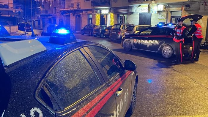 Verbano 24 - Carabinieri, controlli alla movida aronese: 105 persone  identificate, tre denunce