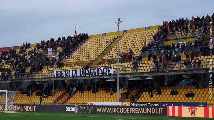 benevento casertana il dato della prevendita e l annuncio della curva sud