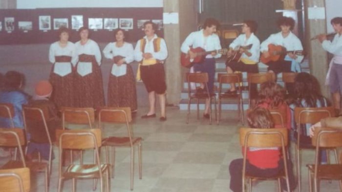 valle caudina rinasce lo storico gruppo folk la sciarra