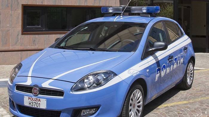 sorpreso con la droga la polizia arresta un 44enne