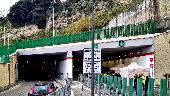 pozzuoli apre il tunnel tangenziale cirillo opera strategica per bradisismo