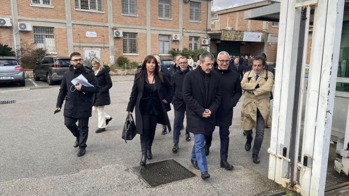 aggressione carcere di salerno vietri governo impegnato per la sicurezza