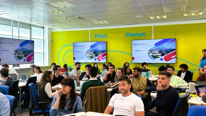 Università Federico II, via alla nuova edizione di "Agritech Academy" -  Ottopagine.it Napoli