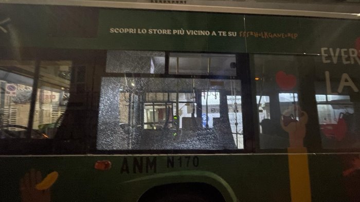 raid contro i bus a napoli borrelli solidarieta all azienda e ai lavoratori