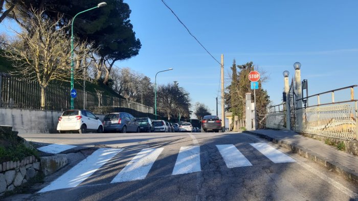 ariano in sicurezza la strada degli studenti tra viale tigli e via covotti