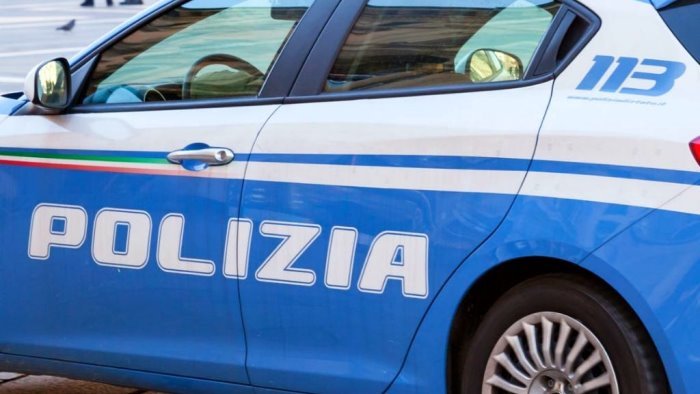 baby pusher arrestato dalla polizia al quartiere zevi di salerno