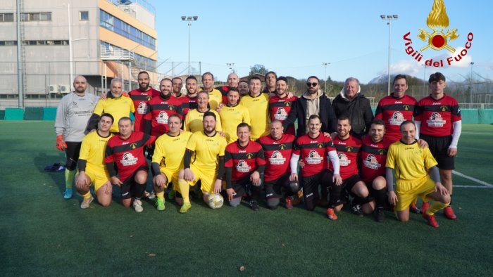 avellino vigili del fuoco e ingegneri in campo per la solidarieta