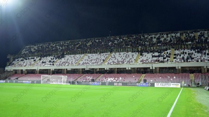 salernitana reggiana il club chiama i tifosi prezzi stracciati