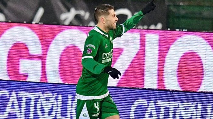 cerignola avellino 1 1 de cristofaro felice per i gol fiducia nelle punte