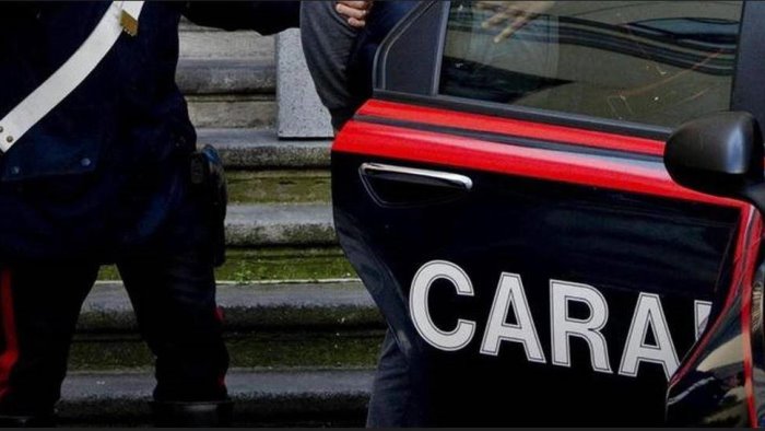 ritira una costosa auto in austria e se ne appropria arrestato dai carabinieri