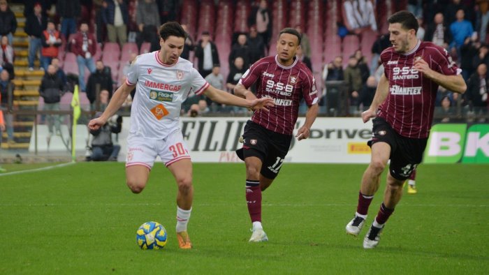 salernitana reggiana 2 1 njoh abbiamo vinto una battaglia ora ripartiamo