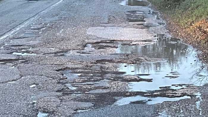 sopralluogo viabilita provinciale disastrata barone meglio tardi che mai