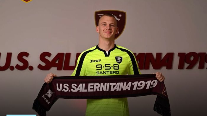 ufficiale salernitana rinforzo tra i pali arriva christensen dalla fiorentina