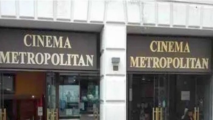 salviamo il metropolitan napoli si mobilita per il cinema di chiaia