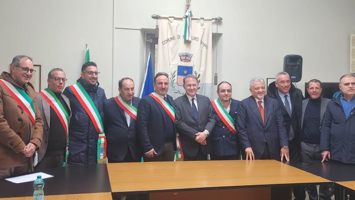 cirielli a petruro irpino attenzione sulle aree interne e piccoli borghi