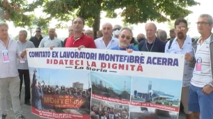 acerra montefibre in 120 ancora senza lavoro