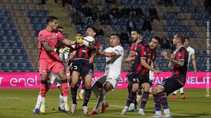 serie c riparte il campionato oggi crotone cavese