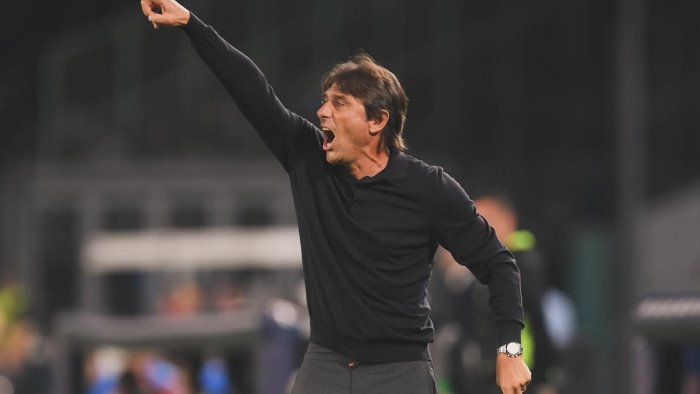 conte aspetta il rientro immediato di politano olivera e kvaratskhelia