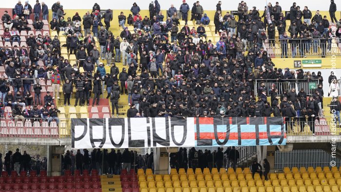 giudice sportivo i cori contro il palermo costano 1 500 euro al catania