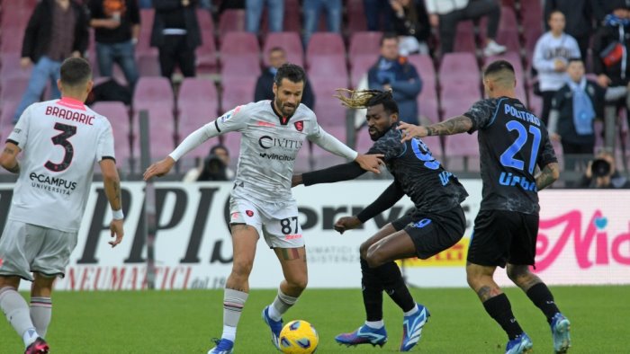 salernitana sassuolo fischia rapuano novita var che torna all arechi