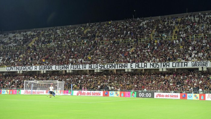 salernitana effetto breda stop alla contestazione del tifo