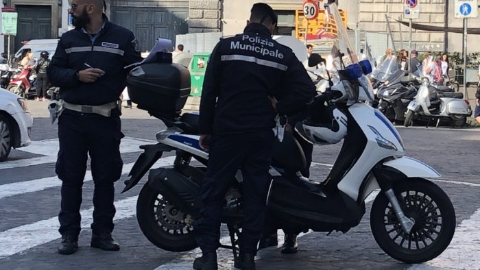 napoli controlli sul trasporto scolastico