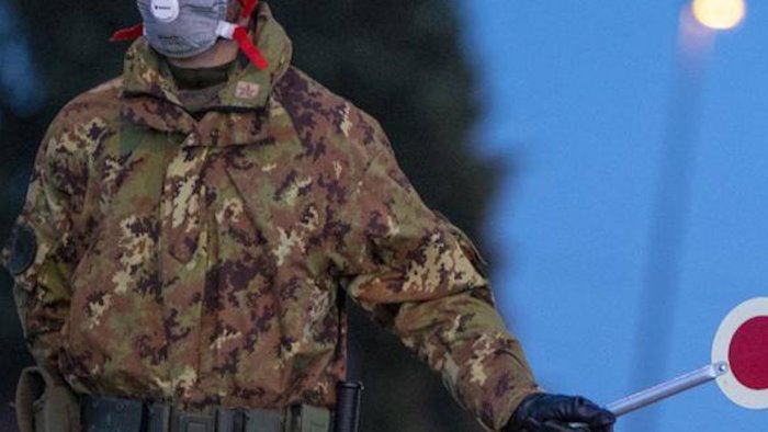 lockdown in campania arriva l esercito per i controlli