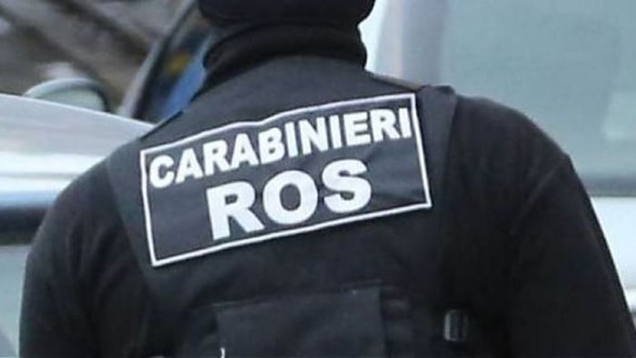 le mani della camorra sugli appalti arrestati 7 imprenditori