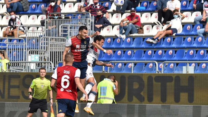 altra vittoria per il cagliari battuto il crotone 4 2