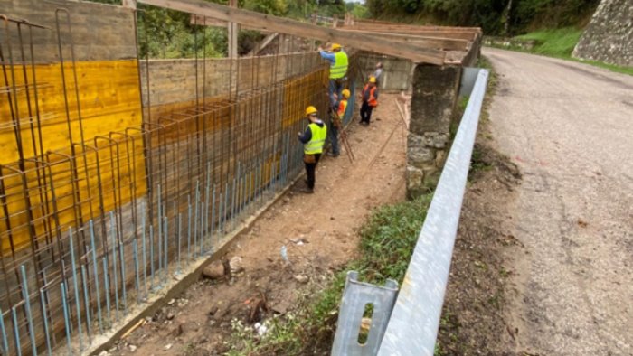 strade proseguono i lavori su sp 142 nel comune di campora