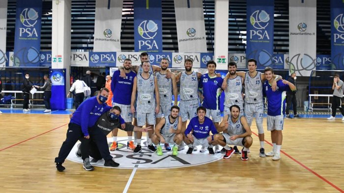 basket supercoppa vince sant antimo salerno ko 73 69