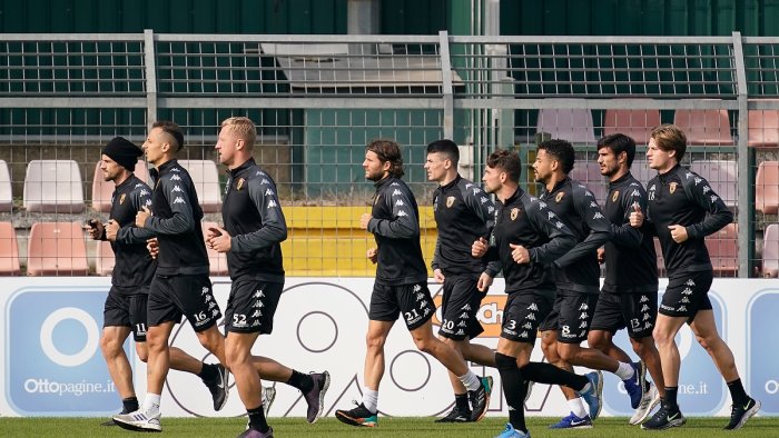 benevento ripresa la preparazione con testa al verona