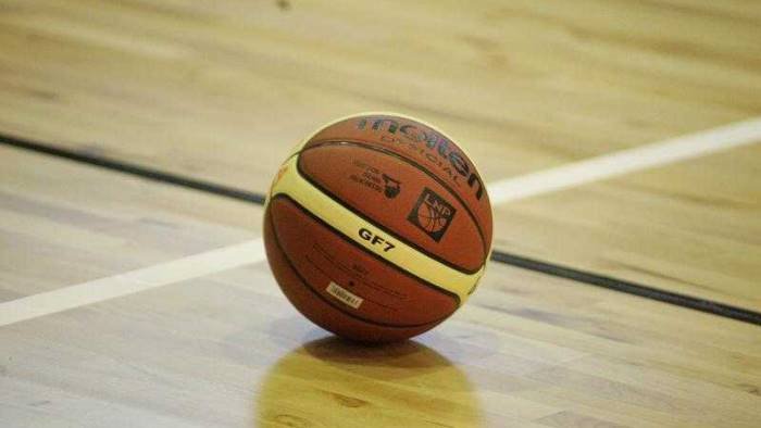 il caudium basket si ferma c e un positivo al covid 19