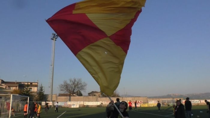 grotta corsa contro il tempo per salvare la polisportiva