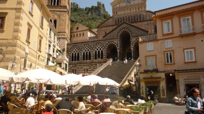 amalfi ecco la nuova giunta e le deleghe ai consiglieri