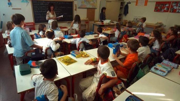 covid nelle scuole positivi due bimbi a battipaglia