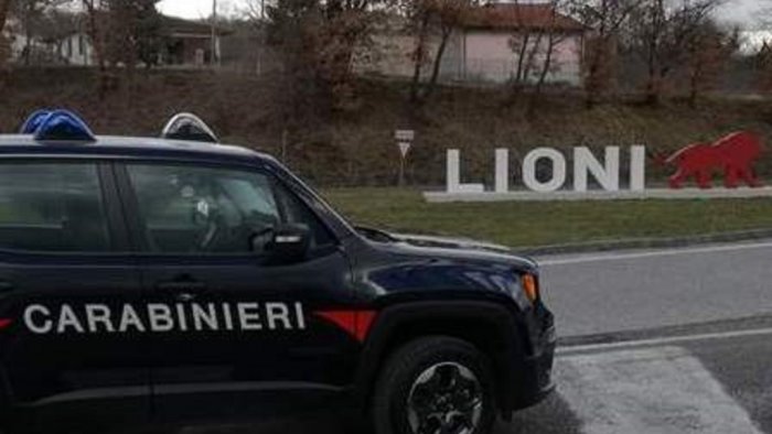 picchia la moglie arrestato a lioni marito violento