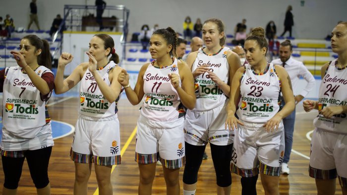 serie b femminile salerno vince a sant antimo 34 59