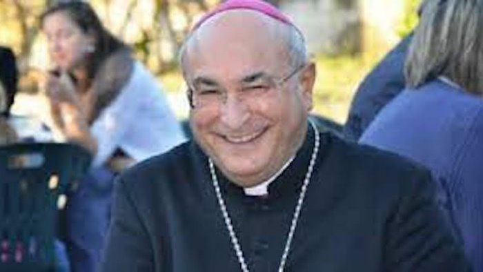 vescovo ucciso dal covid ariano ricorda monsignor giovanni d alise