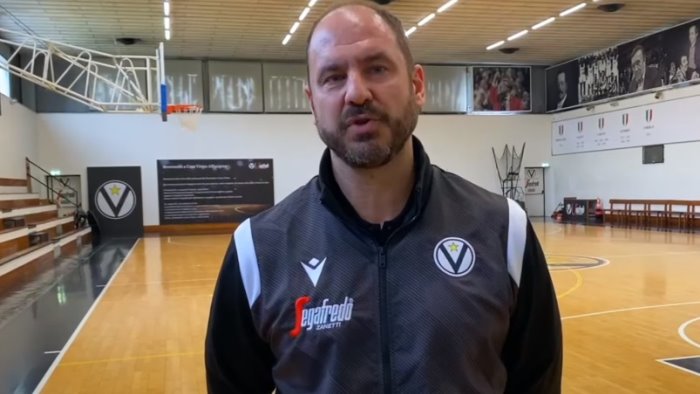 napoli virtus bologna felsinei senza jaiteh mannion e teodosic