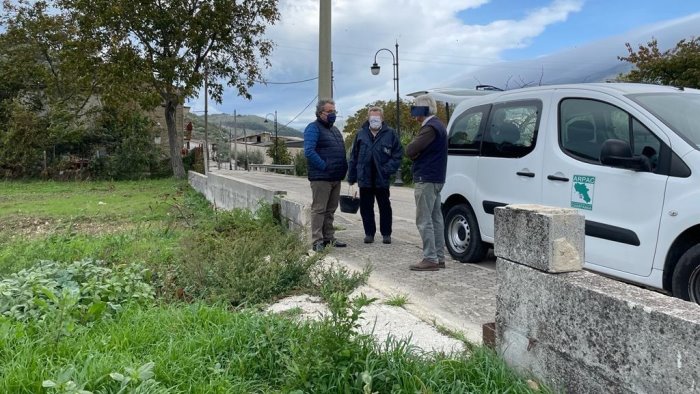 incendio airola tecnici arpac a moiano per il controllo dei suoli