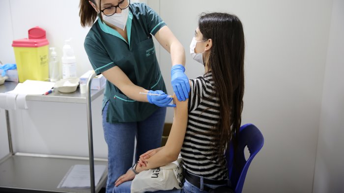 roccapiemonte ancora vaccini al centro di via della pace