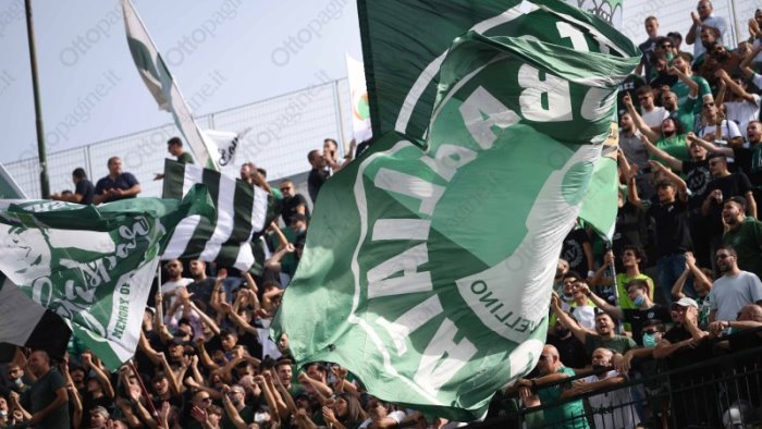 polveriera biancoverde durissimo comunicato della curva sud avellino