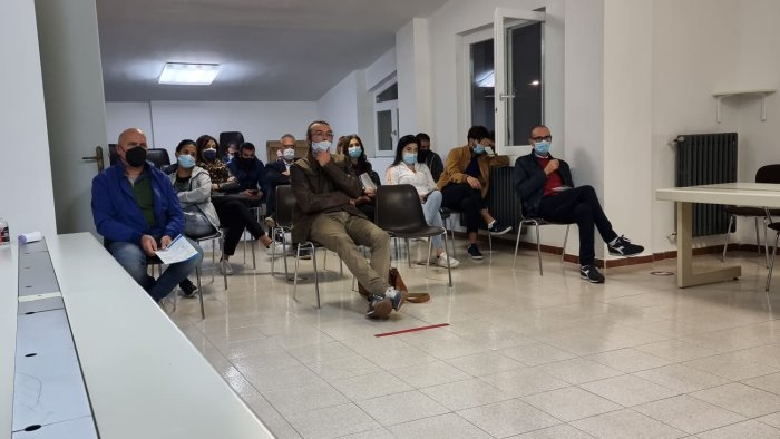 polla politiche attive per il lavoro l incontro di acap e confesercenti