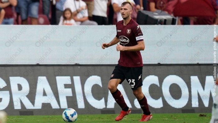 salernitana si ferma anche gyomber