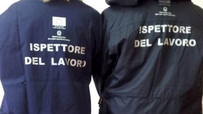 lavoro nero nel salernitano su 180 aziende controllate il 42 e irregolare