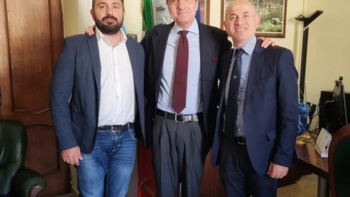 agropoli il comune incontra l assessore regionale al turismo felice casucci