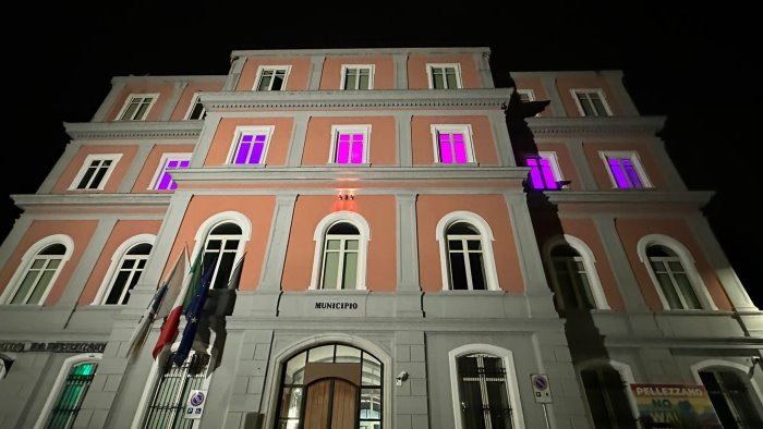 pellezzano si colora di rosa per il mese della prevenzione del tumore al seno